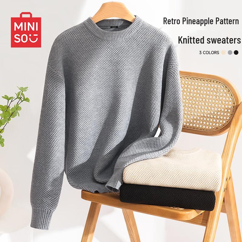 

MINISO Men s Premium Pineapple Knit Crew Neck Sweater 2XL