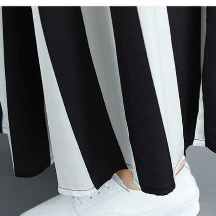 IHUASU Set Estivo Artistico con Pullover Oversize Largo a Righe Irregolari e Pantaloni a Gamba Larga per Donna