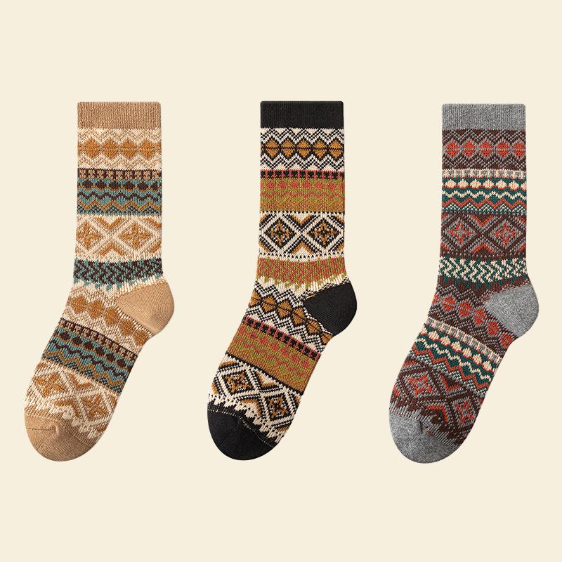 3er Pack Damen Baumwollsocken Herbst und Winter Warme Socken Dick Gestrickt Hütten Gemütliche Crew Weiche Socken Geschenke für Frauen Bunte Mode