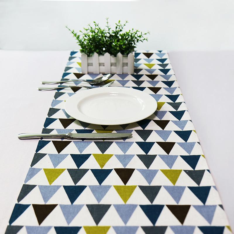 Christmas Decoration Linen Printed Table Flag Table Runner Xmas Tree Tassel Tablecloth Placemat Hotel Home Festival Decoration