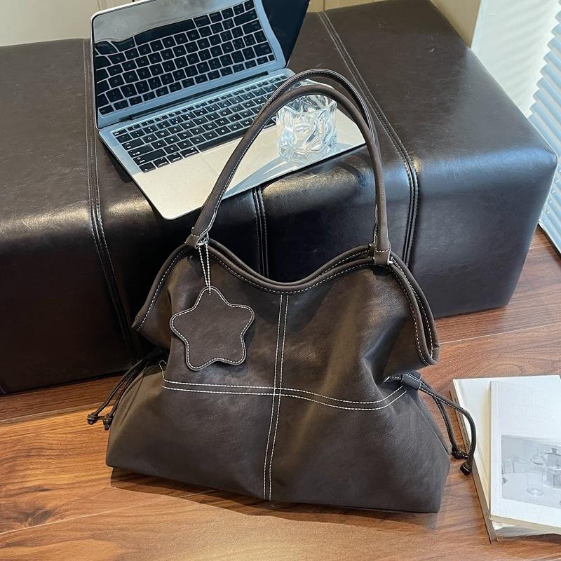 

Fashionable Large-capacity Bag, Single Shoulder, Simple and Stylish, Elegant Business Single Shoulder Bag, Office Tote Bag One Size кавовий