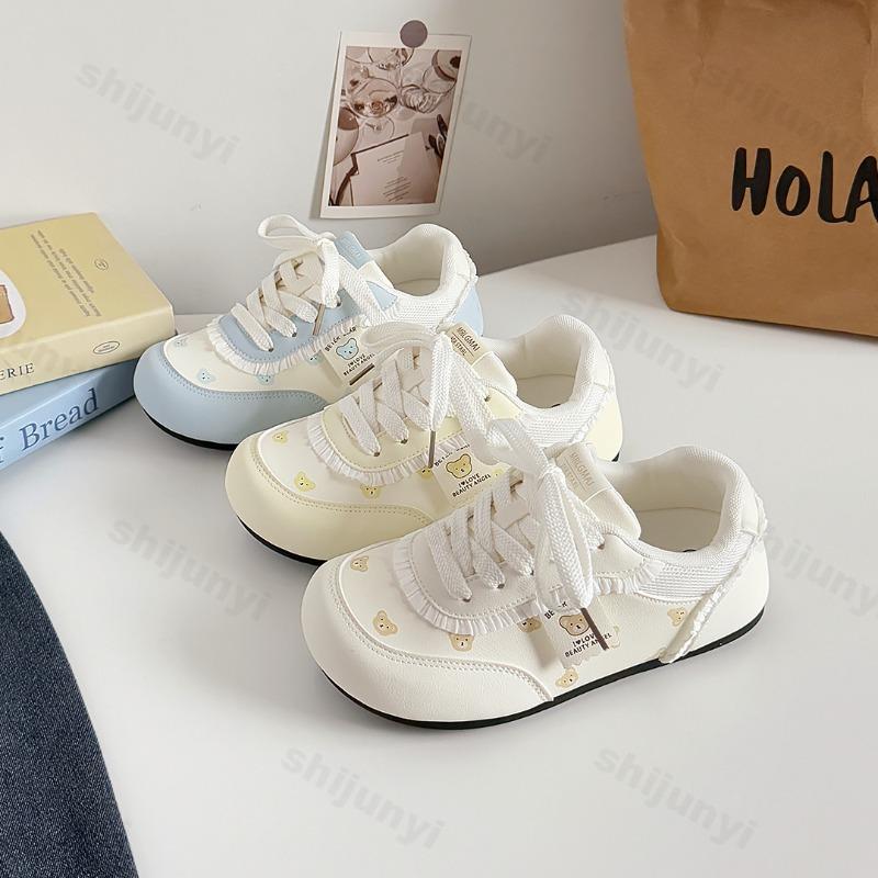 Fashion Autumn Women Casual Sports Shoes 2025 Comfortable Anti Slip Outdoor Vulcanized Shoes Bear Lace Up Fashion Running Flat Shoes