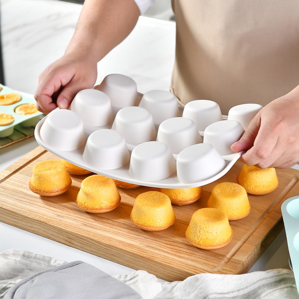 Stampo in Silicone per Muffin e Torte da 12/24 Tazze - Antiaderente, Resistente alle Alte Temperature, Strumento da Forno