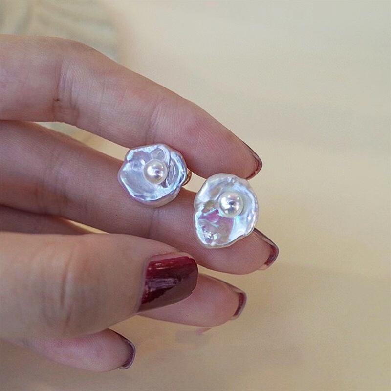 

French Baroque Freshwater Pearl Flower Stud Earrings in s925 Sterling Silver