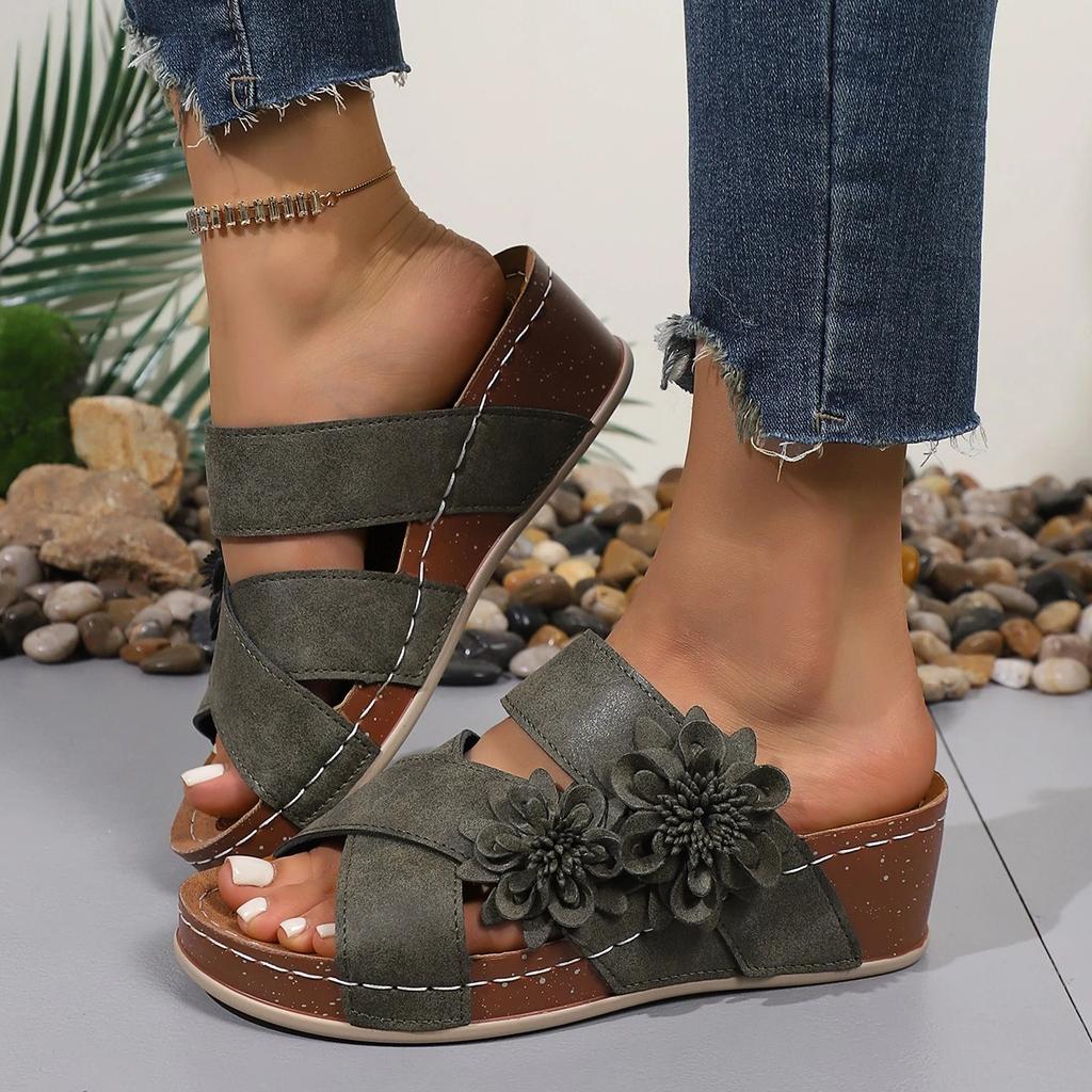 Fashion Shoes Women Slippers Outdoor Wedge Sandals Ladies Summer Elegant Shoes Woman Casual Platform Slippers Female Beach Slides Women