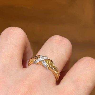 Modischer Partner-Stil Ringlicht Luxus Hohe Qualität Retro Drehungen Glänzende Ringe für Frauen Ungewöhnlicher Partyschmuck Verstellbar
