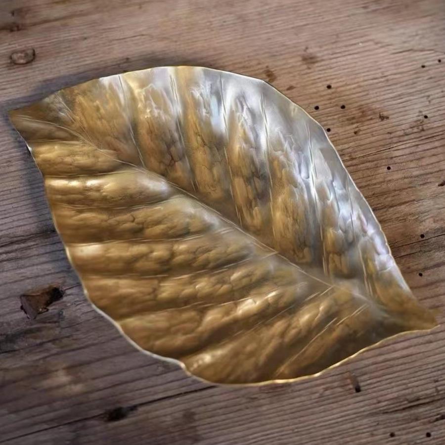 Vintage Engraving Leaf Shape Texture Brass Coffee Cup Tray,Teacup Saucer Home Cheese 24 cm Fruit Plate,Snack Disc Decoration