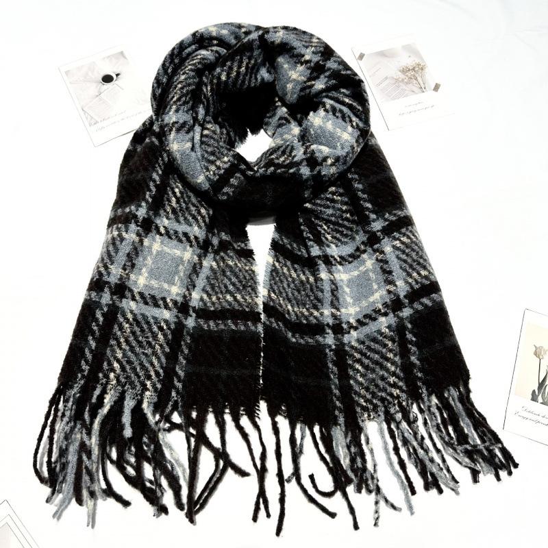 New Christmas Red Scarf Soft and Waxy Scarf Female Couple's Holiday Gift New Year's Festive Red Plaid Shawl