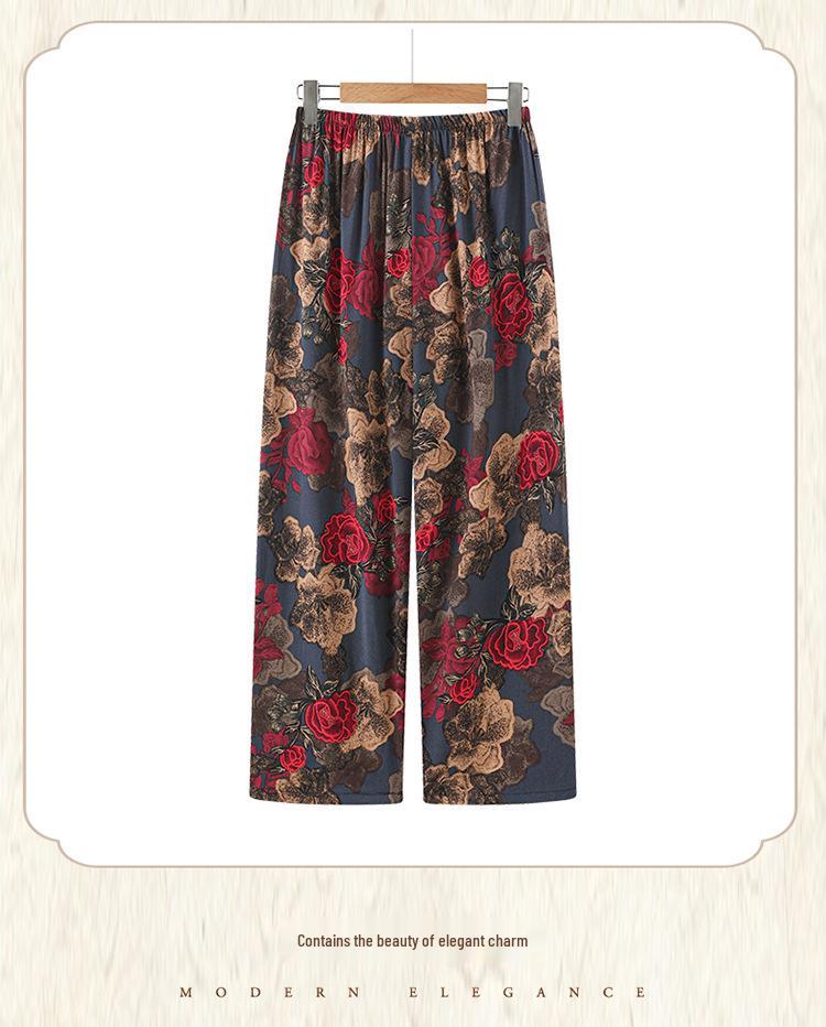 Stylish Short-Sleeved Printed Casual Summer Set for Middle-Aged Women, Lightweight Plus Size Pajamas, Versatile for Home or Outdoor Wear.