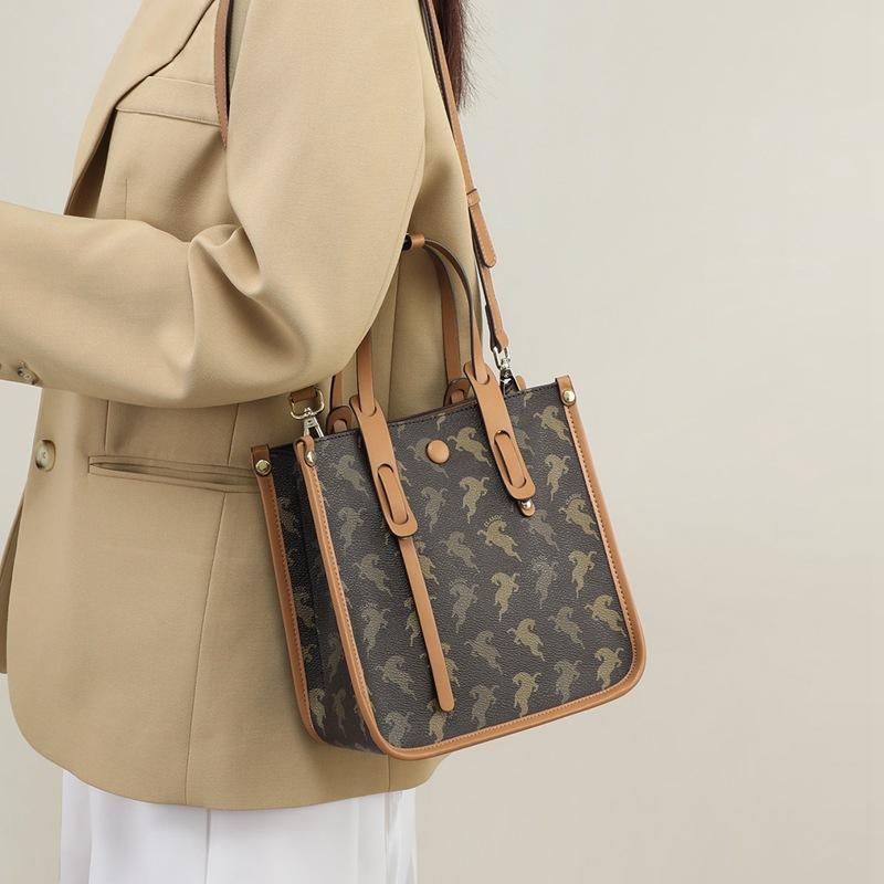 New Autumn and Winter Fashion Bucket Crossbody Bag Handheld Shoulder Bag Niche Light Luxury Casual Bag