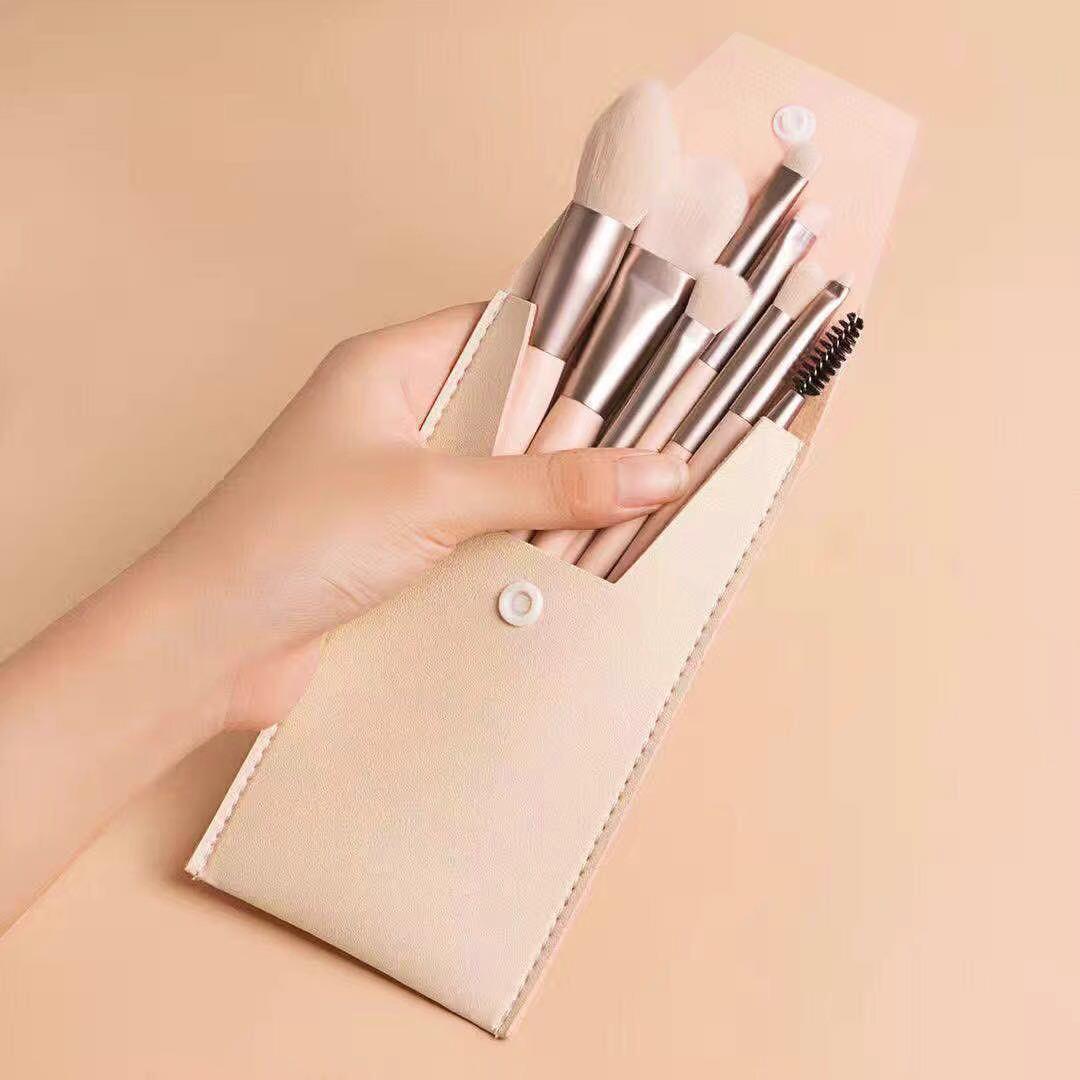 

8-Piece Makeup Brush Set: Complete Beauty Tool Kit for Beginners - Includes Eyeshadow & Powder Brushes with Storage