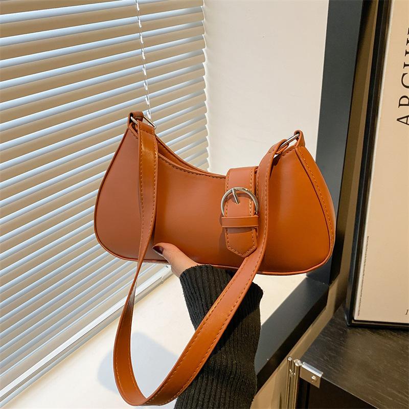 

One shoulder underarm bag, solid color, advanced texture, temperament bag, summer casual versatile commuting simple handbag, women коричневый