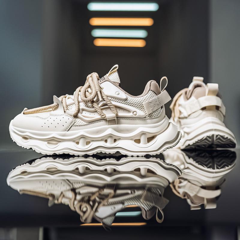 Spot men's shoes 2025 new breathable trend youth sports leisure running shock absorption and height enhancement handsome dad shoes