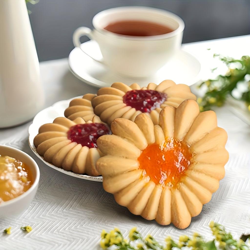 3D Wooden Cookie Cutter Moulds for DIY Baking with Heart & Flower Patterns for Baking Fondant Cake Biscuit Holiday Bakers