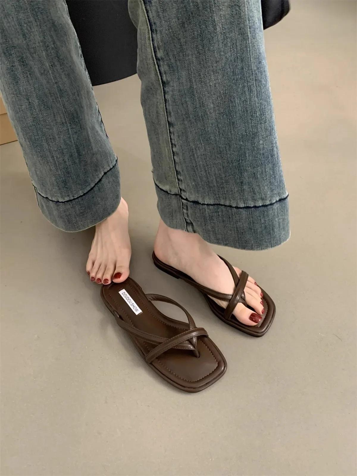 

Модная обувь с пряжкой и ремешком, женская обувь на плоской подошве, тапочки 2024 года, летние пляжные женские повседневные шлепанцы, женские туфли на плоской подошве с тапочками 40 хаки