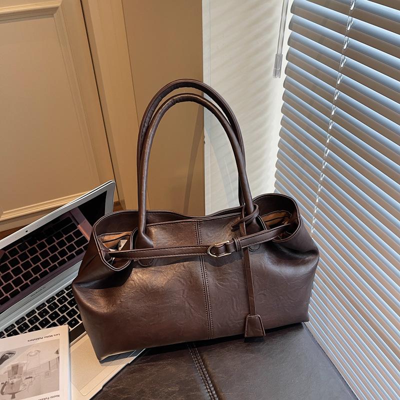 

Новая наплечная сумка большой вместимости женская модная ретро повседневная сумка-тоут для поездок на работу универсальная простая сумка-тоут темно-коричневого