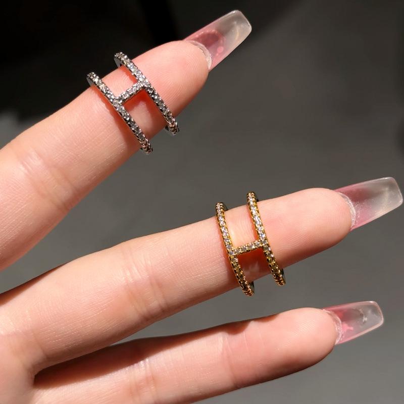 Elegant Diamond 'H' Ring for Women - Stylish Gift for Girlfriend