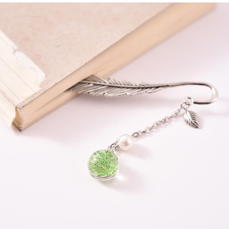 

Bookmarks for Books Creative Metal Feather Bookmark for Girls Students Exquisite Stationery Feather Bookmarks School Supplies