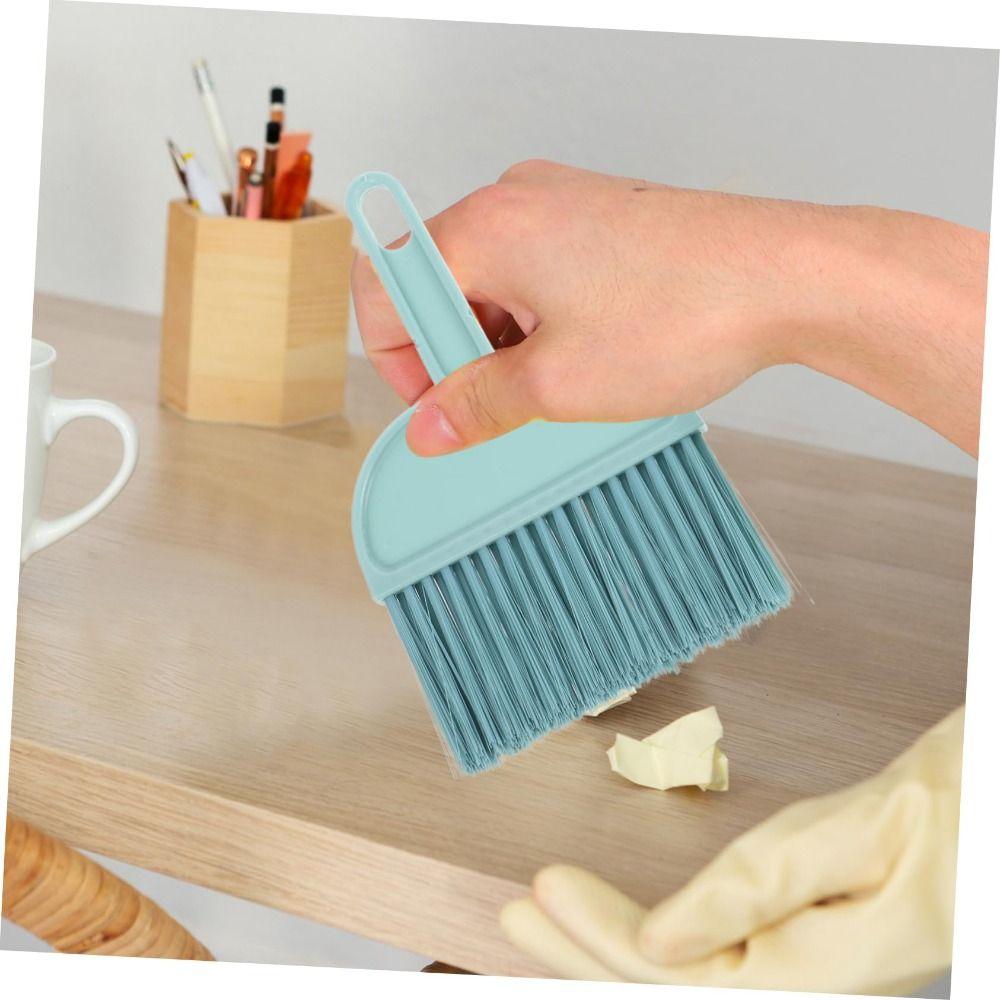 1 Set Portable Cage Cleaner Mini Dustpan and Brush Small Areas Cleaning Tool  Guinea Pigs
