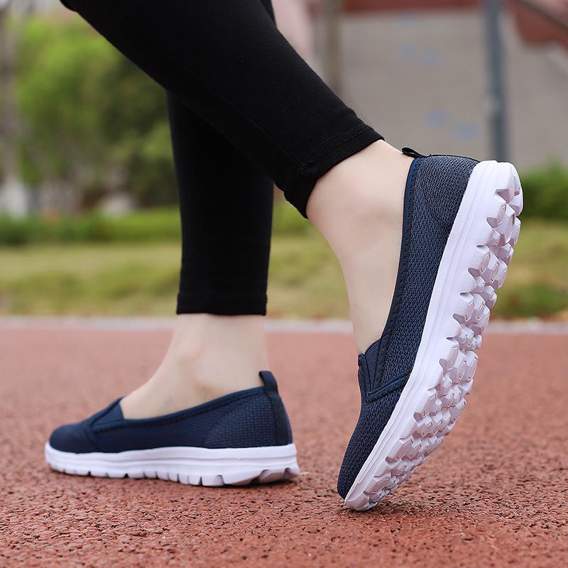 Женские ультралегкие одношаговые туфли для мам большого размера с дышащей сеткой — фото 20