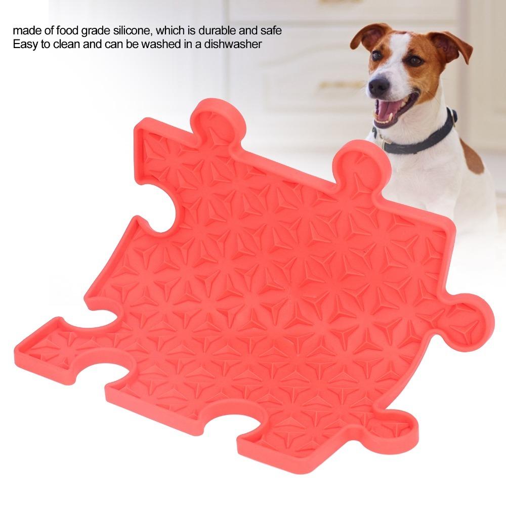 Silicone Pet Lick Mat Suction Cup Bottom Cat Lick Pad Reusable Pet Feeding Mat Food Use