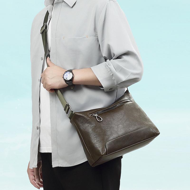 Stylish Men's Genuine Leather Messenger Bag – Casual, Large Capacity Shoulder Bag with Top Layer Cowhide