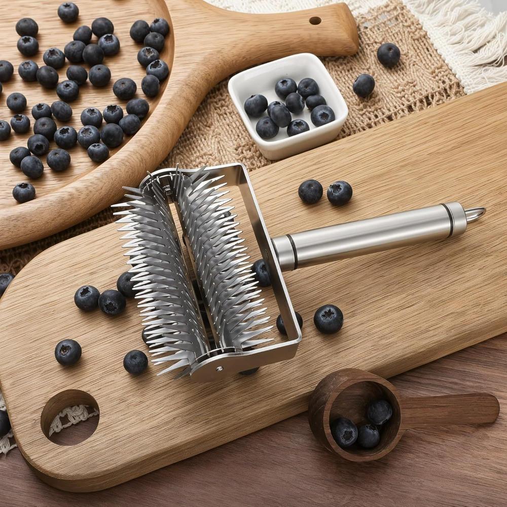 Stainless Steel Pizza Roller Puncher Effort-saving Berry Crusher Pizza Profile Puncher Pastry