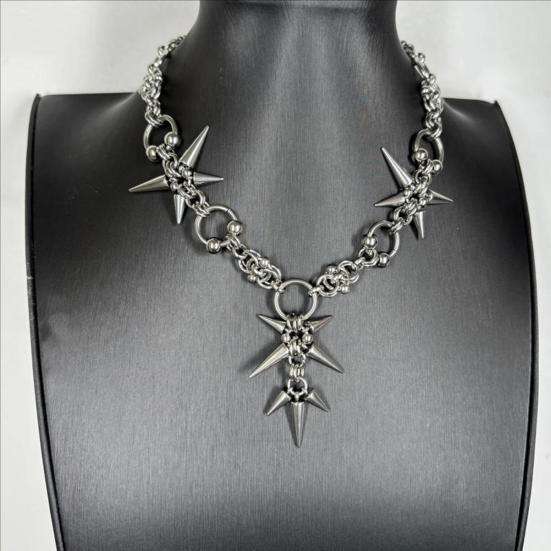 New Customized Fashion Design Jewelry Punk Rivet High Quality Waterproof Hip Hop Trendy Body Chain Necklace