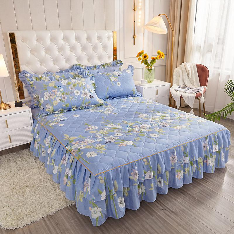 3pcs Bed Skirt Set Solid Color Quilted Thickened Lace Decoration Includes 1 Bed Skirt + 2 Pillowcases Suitable for Home And Hotel