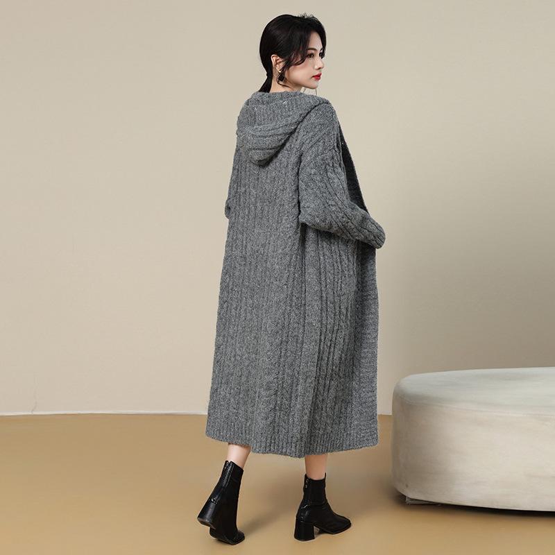 Chunky Knit Wool Cardigan: Age-Defying, Loose Fit, Plus Size, Short Sleeve Shawl