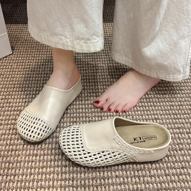 Popular woven breathable hole shoes, lazy one-pedal sandals for women's summer wear 2025 new thick-soled bag head slippers