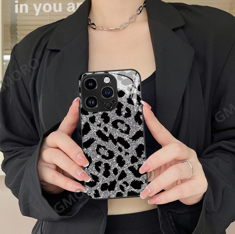 European and American popular silver flash leopard print iPhone mobile phone case Apple 17promax personalized creative glass case 16 men's models