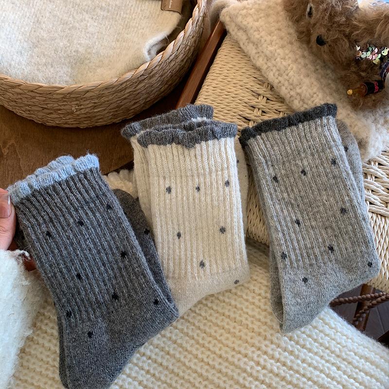 Autumn And Winter Women'S Thick Dopamine Warm Mid-Calf Socks With Lace And Polka