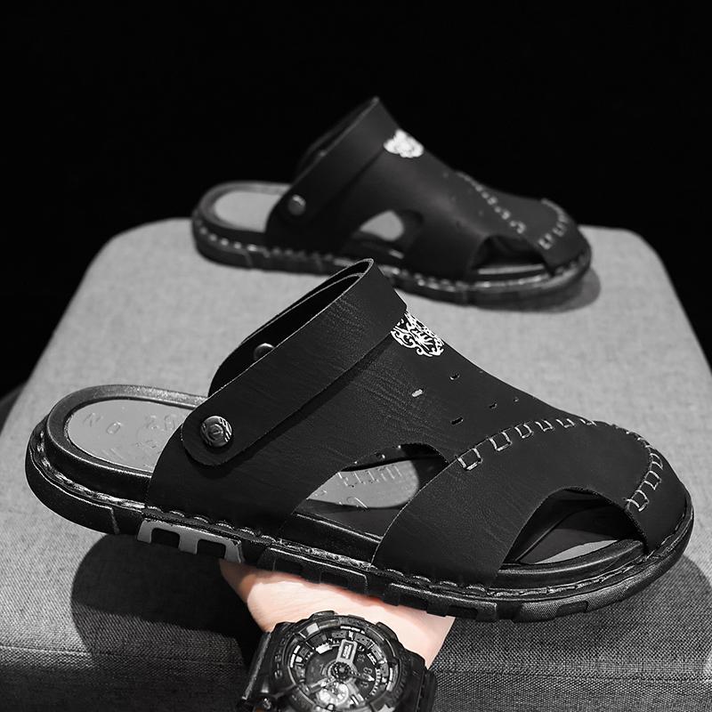 Fashion Rubber Slippers for Men Beach Hole Sandals Man Flat Casual Adult 2025 Fashion Comfortable Elegant Summer Sale Shoes