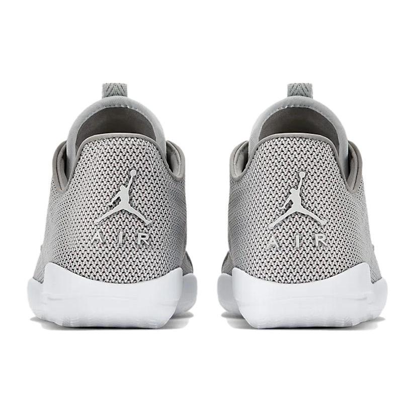 New JORDAN Eclipse Dust 724010-003