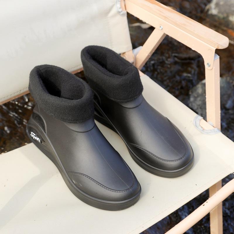Men's Rain Shoes Non-slip and Waterproof Fashion Rain Boots Fleece Thermal Rubber Shoes Kitchen Work Medium Tube Short Tube Water Shoes