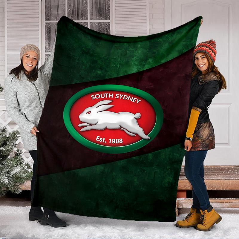 1pc Football Team (16) Theme Blanket - Digital Print, Polyester, Cozy for All Seasons, Perfect for Outdoor, Camping, and Travel