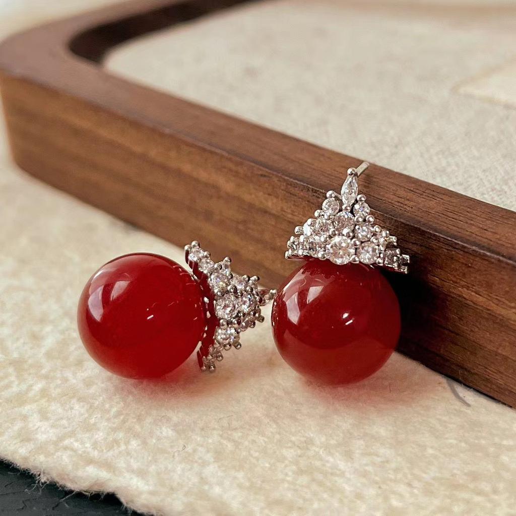 Retro New Year'S Red Positive Red Natural Ice-Through Glass Chalcedony Agate Ice Queen Stud Earrings