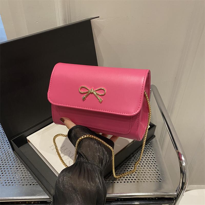 

The new bag women s 2025 popular armpit butterfly small square bag versatile niche design fashionable red single shoulder oblique