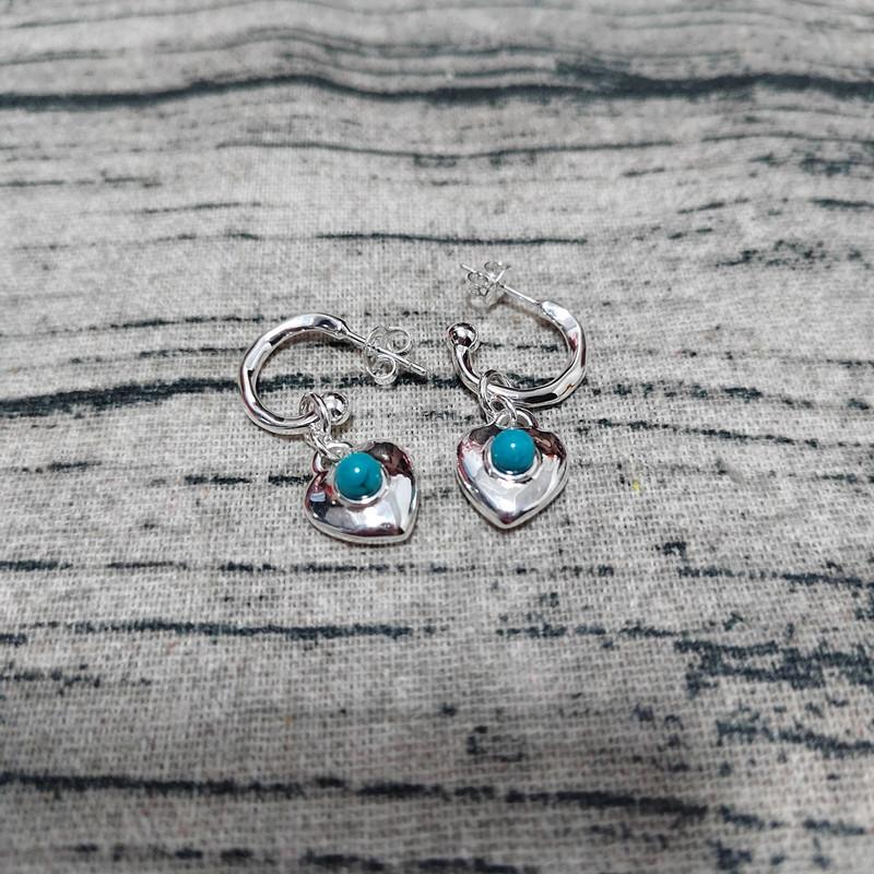 2026 new best-selling niche fashion high-quality earrings, suitable for casual fashion matching