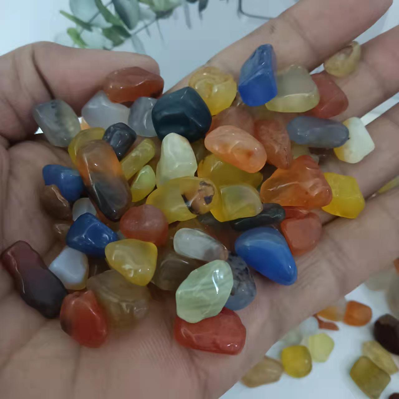 

Семицветный агатовый гравий для подношений Будде: Декоративный крупнозернистый агат для цветочных горшков. 7-9mm, 100g