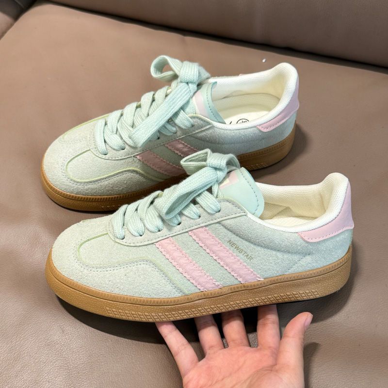 

Ретро немецкие тренировочные кроссовки для женщин 2025 новые популярные весенне-летние дышащие на толстой подошве универсальные нишевые повседневные кеды 40 зелёный