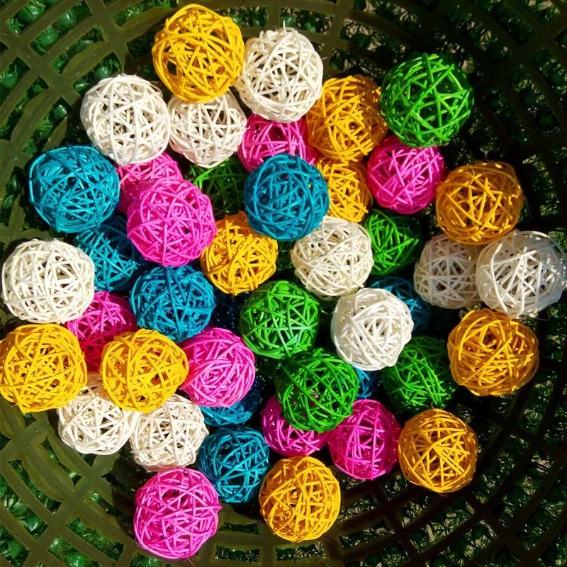 10Pcs Primary Color Sepak Takraw Parrot Chewing Toy Ball Pet Bird Foot/foot Scratching/foot Toy Pet Chewing Toy Rattan Ball