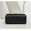 Everyday Shoulder Bag with Simple Design