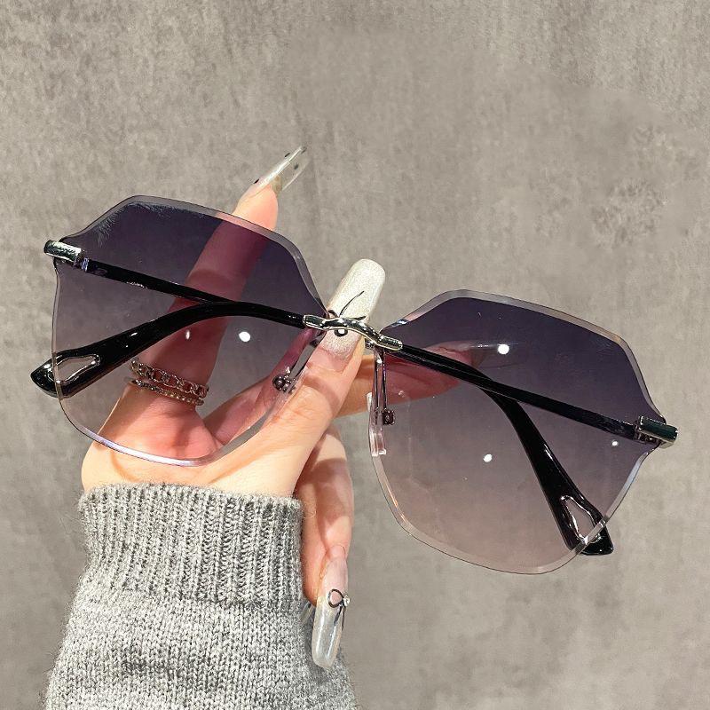 Vintage Round Sunglasses for Women Men Polygon Sun Glasses Female Circular Eyewear for Male Female Eyeglasses