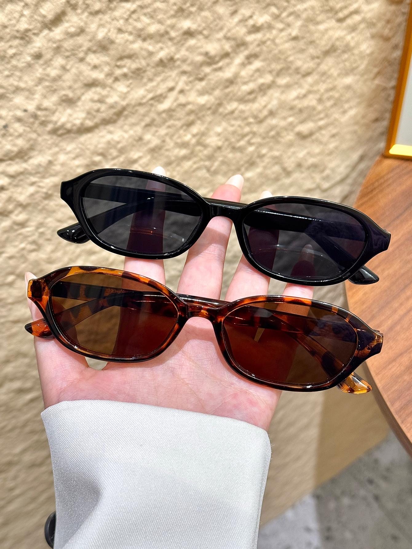 

2Pcs Fashionable and Unique Geometric Sunglasses Set Black Glasses Tortoiseshell Glasses Daily Outings Vacation Outfits Beach Pa