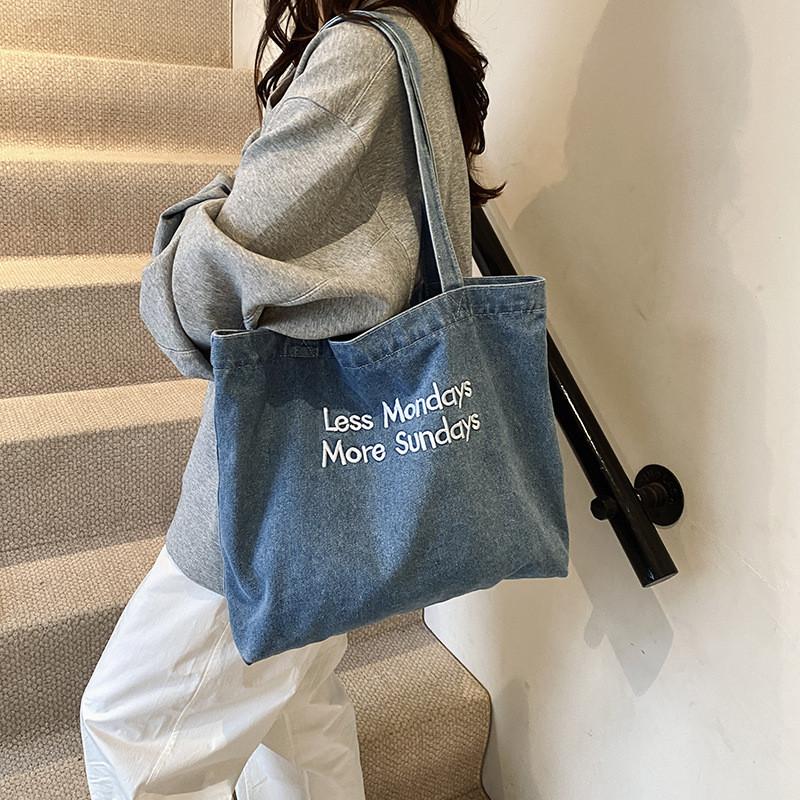 Chic Retro Style Large Capacity Denim Tote Bag For Students And Commuters In Trendy Blue