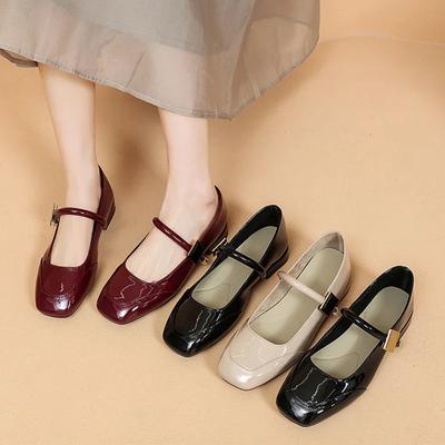 Sapatos de Verão Femininos Bico Quadrado Salto Baixo Nova Moda Vestido Sapatos Elegantes Estilo Leve