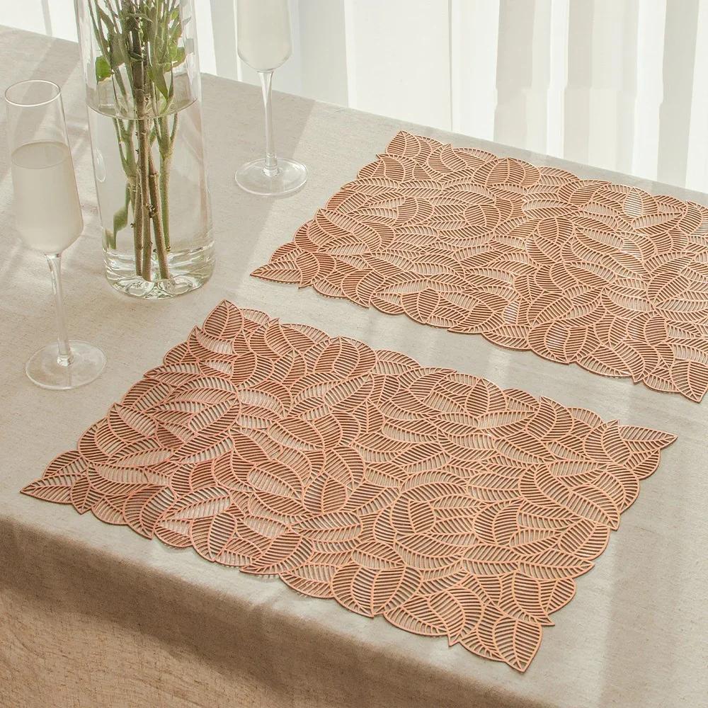 

Подставки под тарелки Ажурные Листья Горячего Золота ПВХ Изолирующие Коврики Квадратные Не требующие глажки Нескользящие Подставки под тарелки Домашний Обеденный Стол Водонепроницаемые Коврики 45X30cm