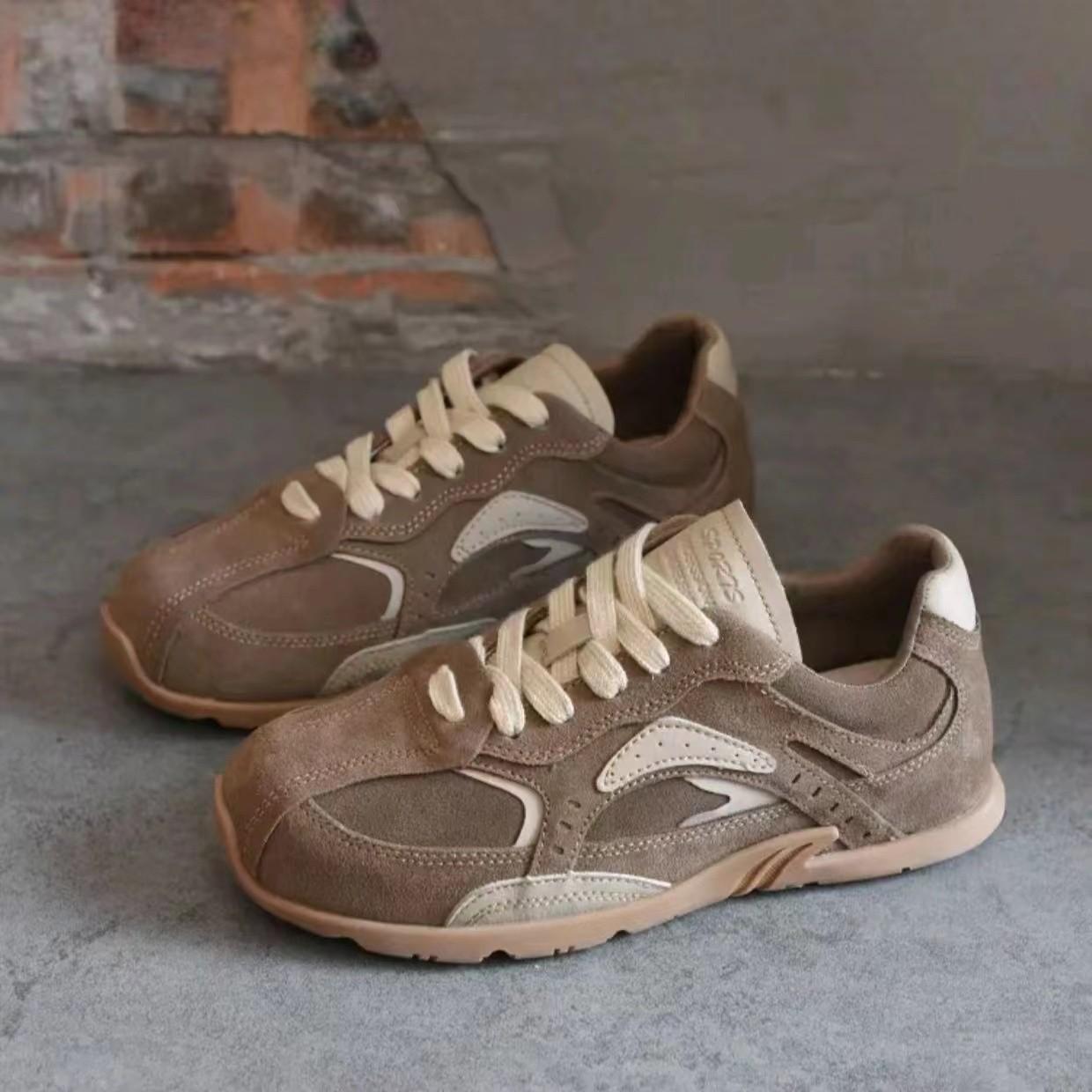 

Кроссовки женские в стиле ретро, сочетающиеся по цвету, немецкие, 2025, осень, взрыв, плоская подошва, мягкая подошва, универсальные, легкие, спортивные, беговые, Forrest Gump 40 хаки